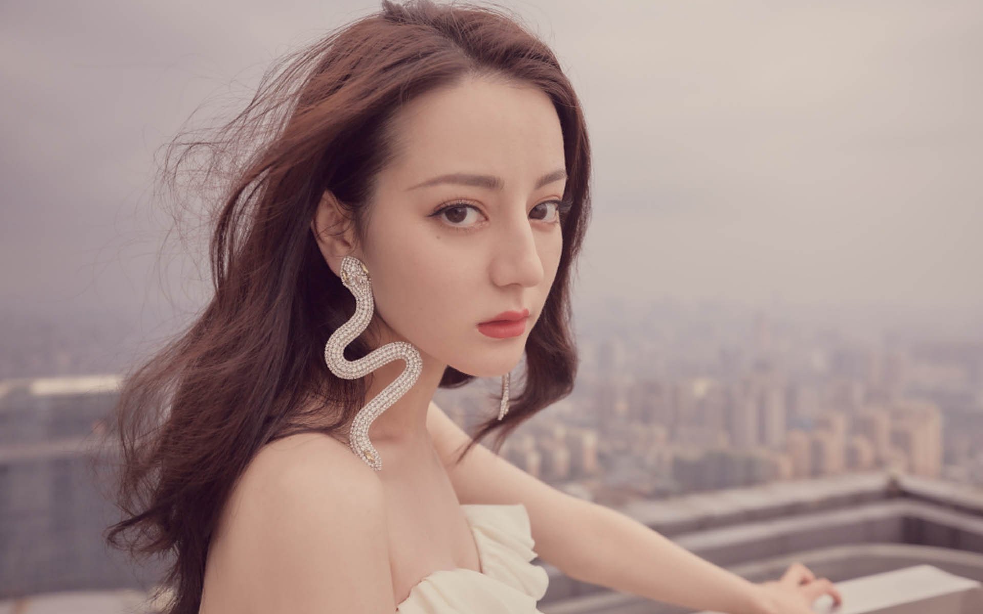 爱游戏综合娱乐-法甲逆袭瞬间，球迷反应热烈，法甲怎么样
